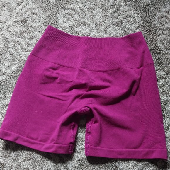 Alphalete amplify candy crush shorts size small - Picture 2 of 3